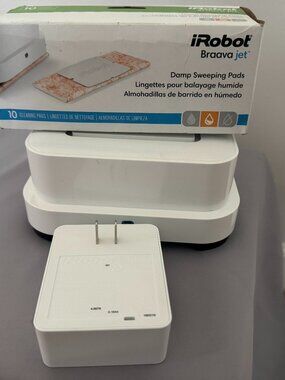 🌟 iRobot Braava Jet 240 Robot Mop + Damp Sweeping Pads 🌟